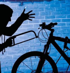 Полицейские в Верх-Исетском районе задержали местного жителя по подозрению в хищении велосипеда
